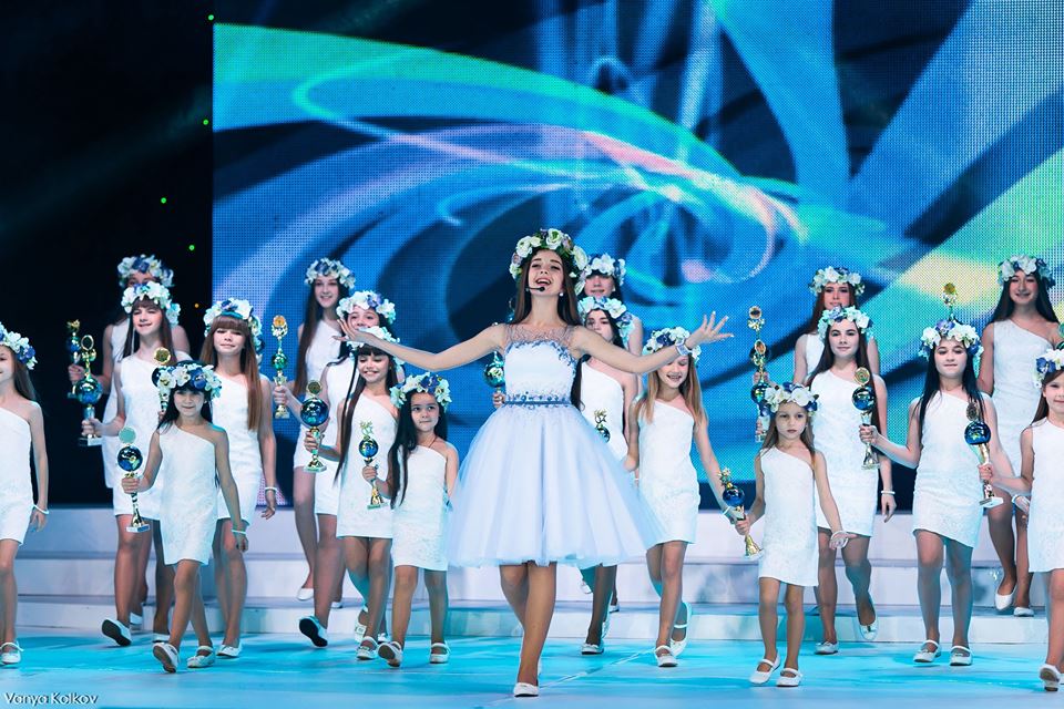 Святкування 11-го фестивалю конкурсу "Мінісвіт краси України 2016"